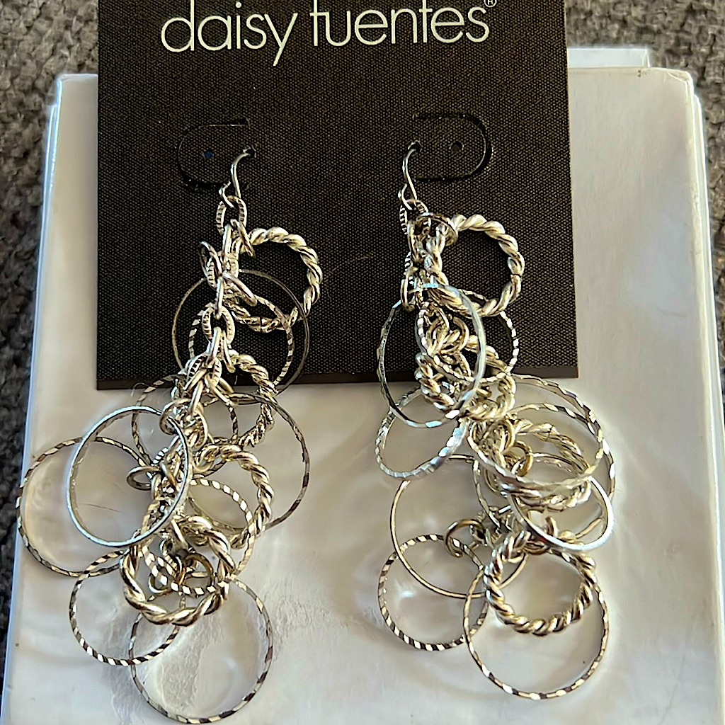 Silver Dangle Earrings 12$